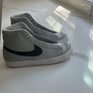 Nike Blazer mid sneakers, youth size 6Y